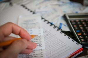 給料が少ない人が副業を始める際の税金対策は？